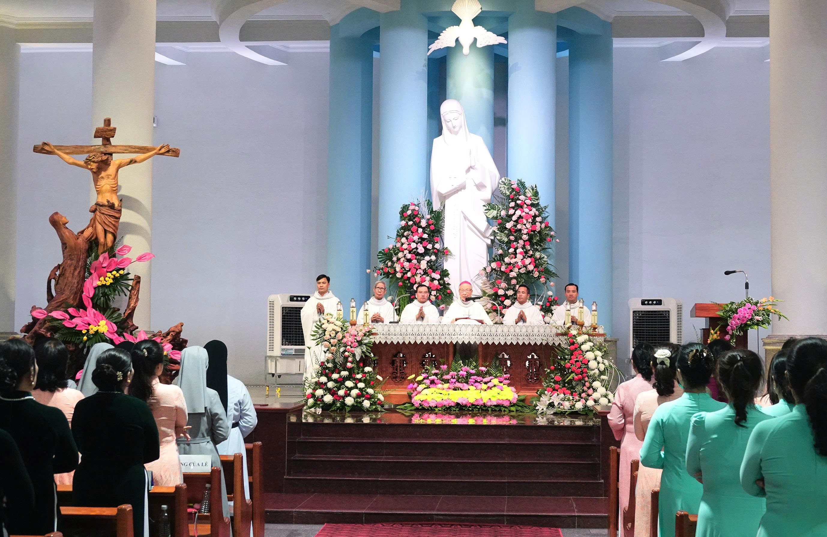 THH Đức Mẹ Núi: Thánh Lễ kính mừng Đức Maria Mân Côi, hành hương Năm Thánh 2025 – Lãnh ơn Toàn xá